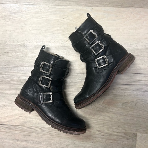 Frye Boots Valerie Women's Strappy Sz 6 Black Leather Shearling Moto Buckle - Picture 2 of 16